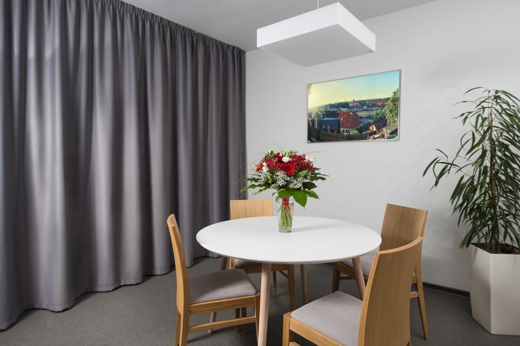 Hotel Atom Třebíč Pokój zdjęcie